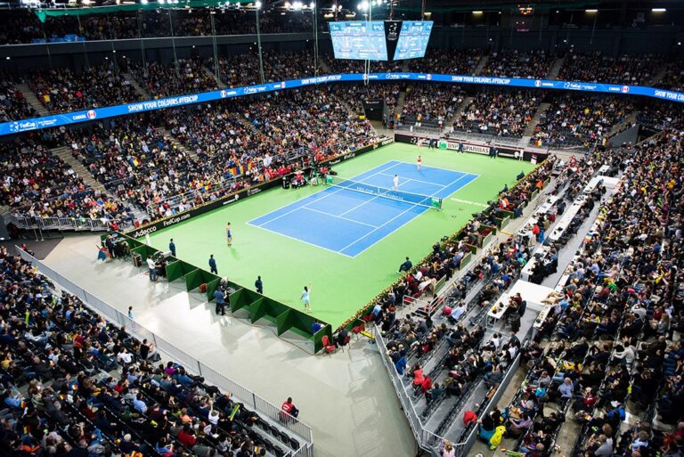 Echipa feminină de tenis la dublu