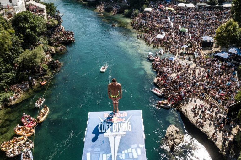 Constantin Popovici, campion european la high-diving, visează și la aurul mondial