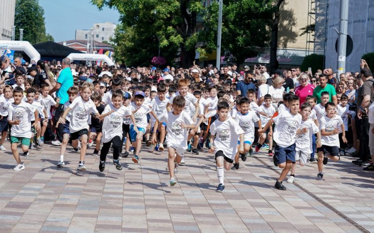 Crosul Național „Ziua Olimpică” la Pitești, participare numeroasă